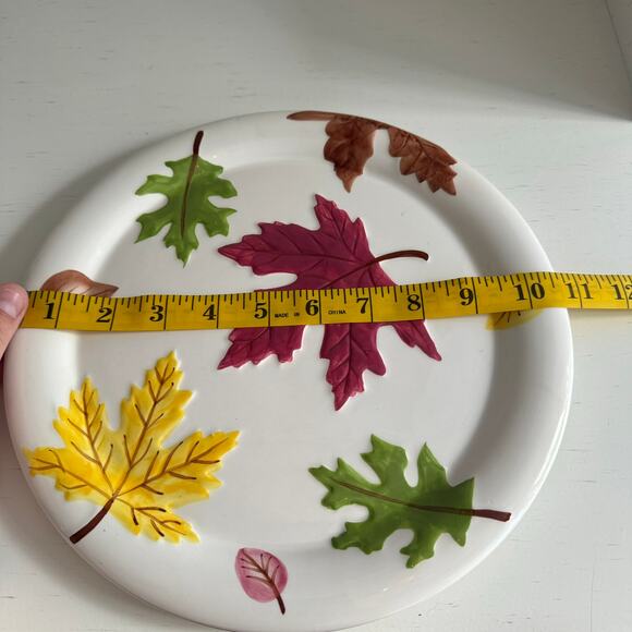 Unbranded Autumn Leaf Plate Decorative Dinner Plate Size - Picture 4 of 4